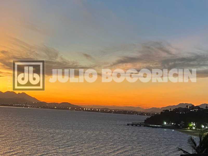 36ardimguanabaracarmemmiranda - 36