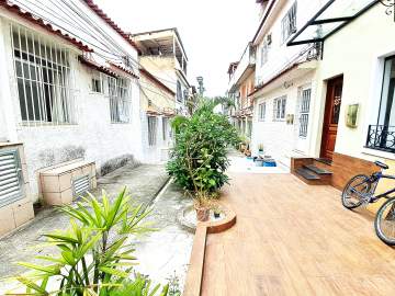 ENTRAR E MORAR! CASA DE VILA LINEAR, CONDOM´NIO BARATO, ACESSIBILIDADE, PRÓXIMO AO CLUBE SÃO CRISTÓVÃO IMPERIAL !! - JBT66181
