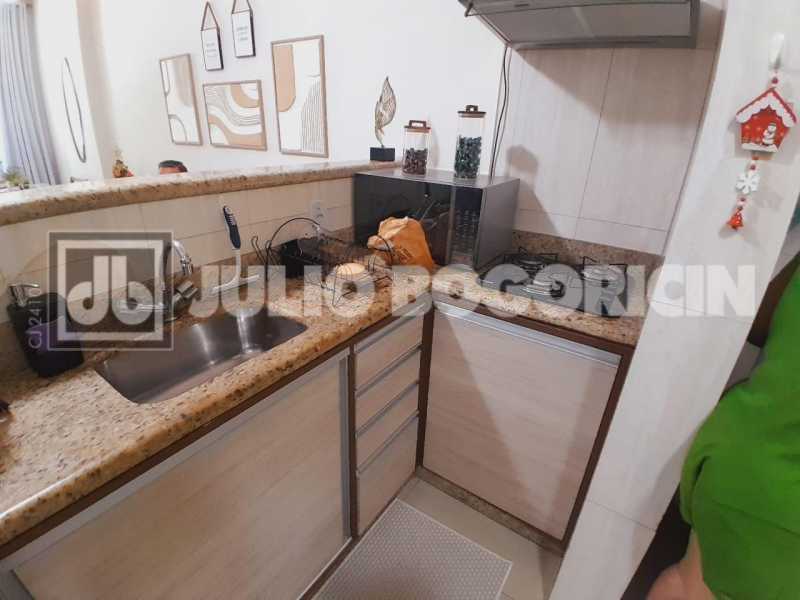 4 - Flamengo - Largo do Machad - 4