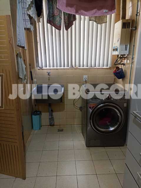 0f9f65ca-8c21-4b8f-b6ee-8885be - 24