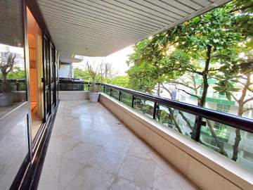 Ótima localização - Apartamento á Venda no Leblon - Prédio Luxuoso - Varandão - 4 Quartos(2suítes) - 3 Vagas - JBL48082