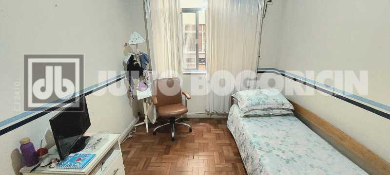 dQuarto 2.5. - 19