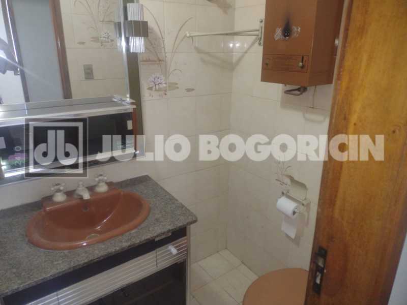 19RuaMaxwell4quartossendo1suit - 19