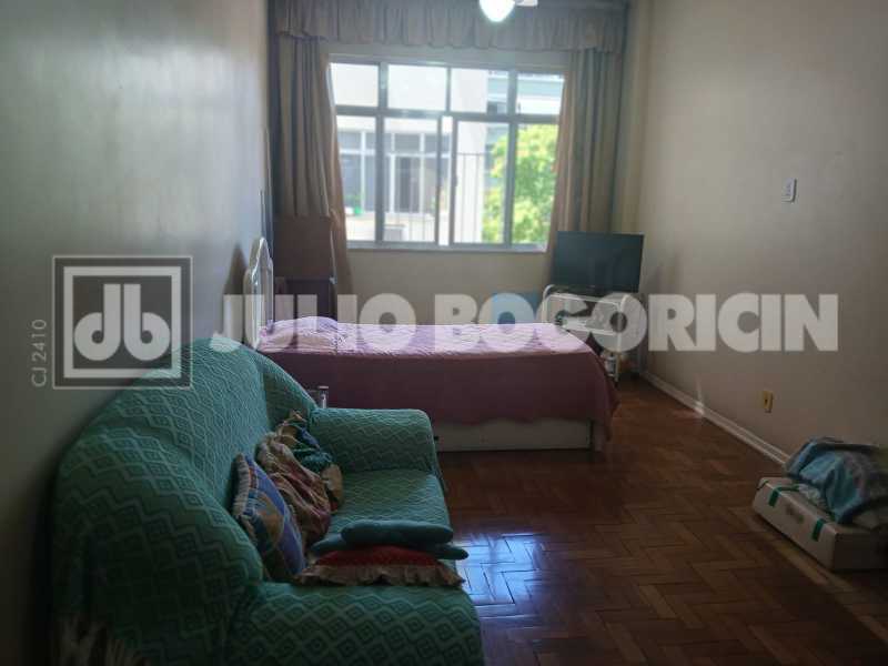 Conheça WhatsApp Image 2025-02-11 at 1 do imóvel - Apartamento 150M², 2 minutos metrô Saens Pena, Carlos de Vasconcelos, Salão 3 ambientes, 3 quartos, vaga. - JBT305133 - 25 WhatsApp Image 2025-02-11 at 1 - 25