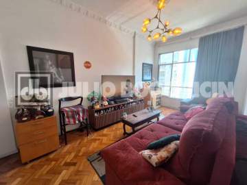 Ótima localização - Apartamento á venda junto ao Shopping Tijuca, sala, 3quartos, banheiro social, área de serviço, portaria 24horas, 1 vaga de escritura. - JBT305145