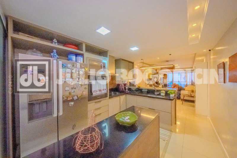 24 - Apartamento de 2 quartos  - 24