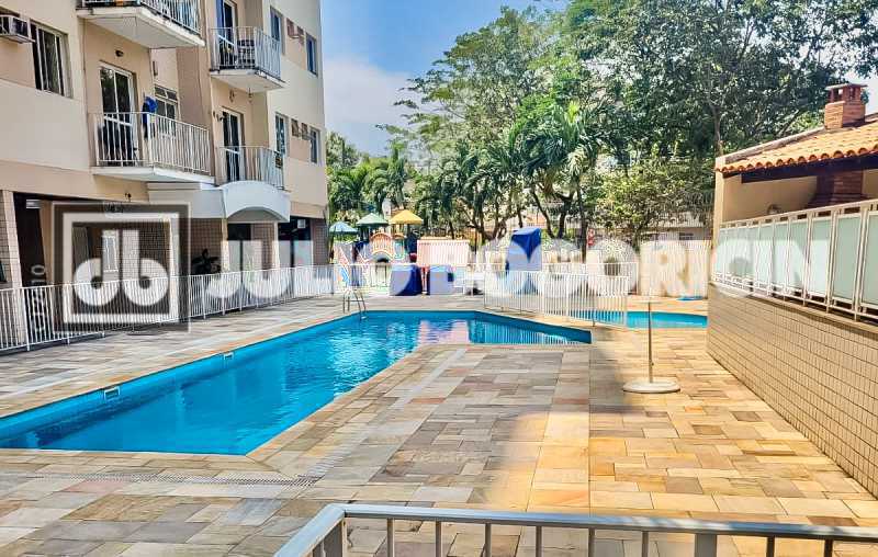 24466_G1732140627 - 2