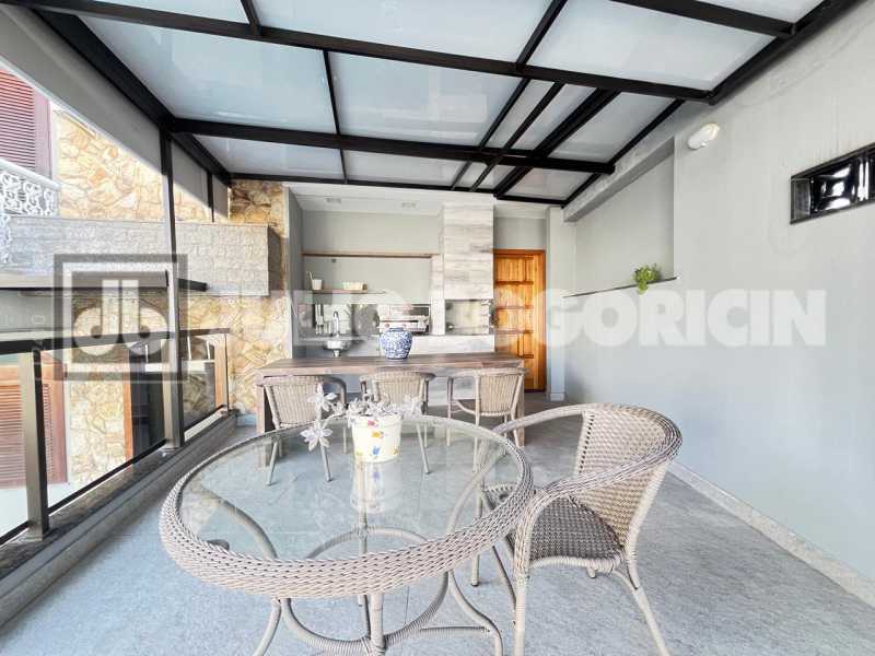 3b72f167-2c65-4a0c-814d-72a28b - 32