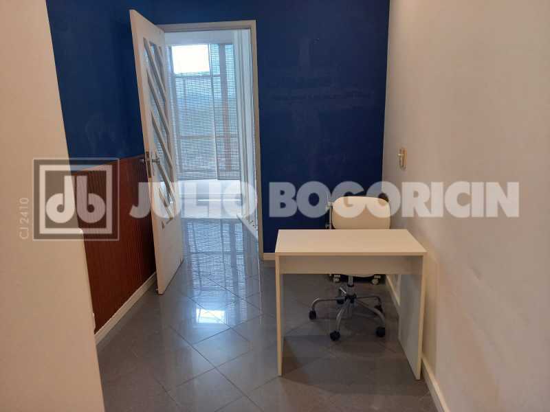 WhatsApp Image 2025-02-20 at 1 - 6