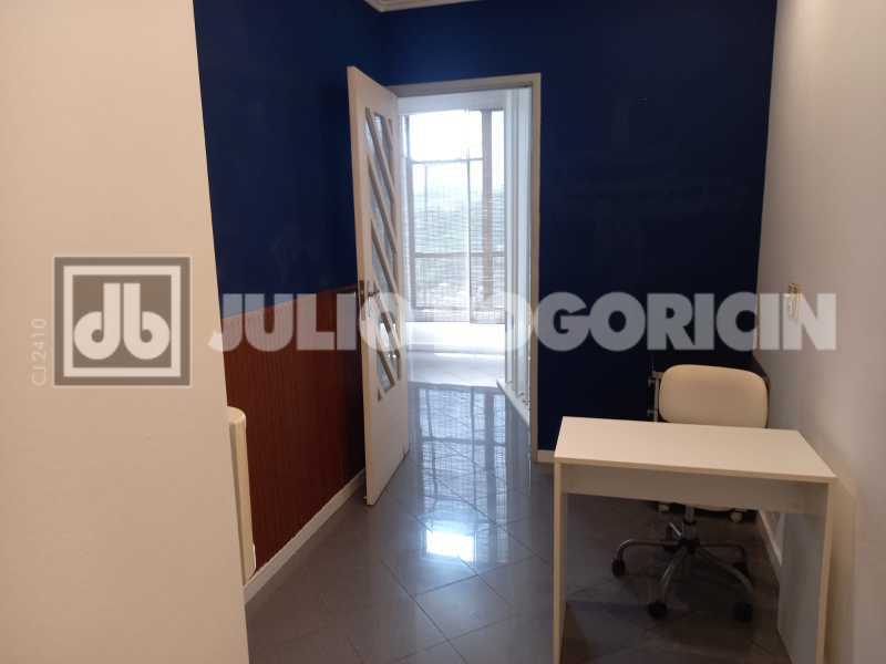 WhatsApp Image 2025-02-20 at 1 - 7