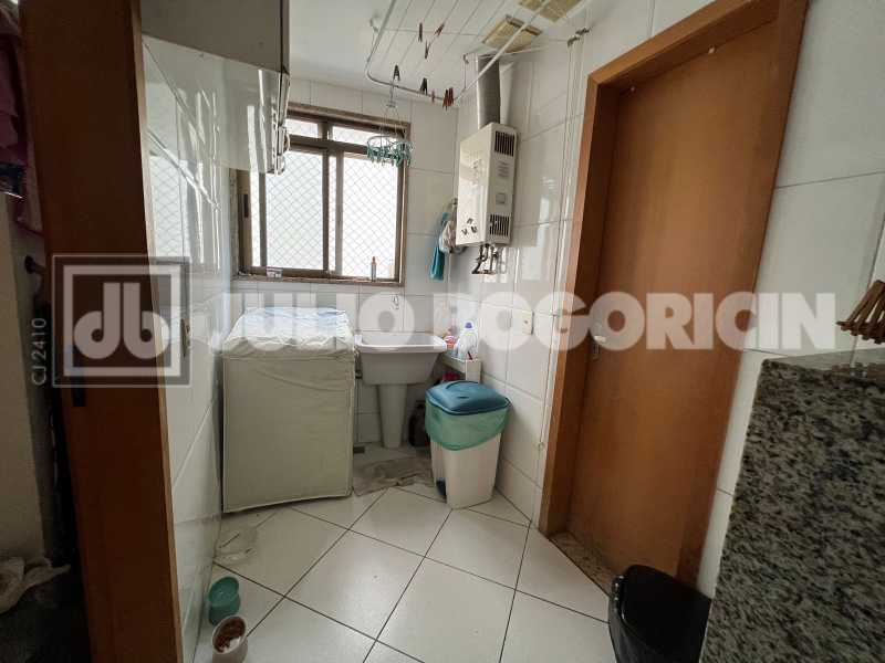 d054abfb-2332-402c-a065-6d61d0 - 14