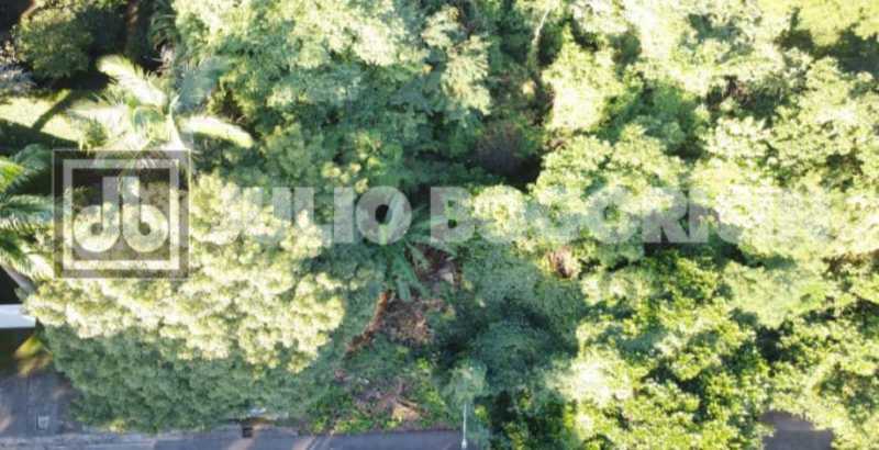 82d811ef-183f-438d-b5a1-829515 - 4