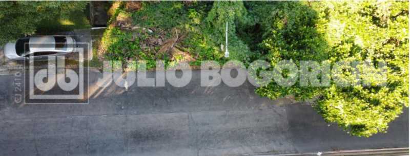 b4f67b59-c253-42f2-b434-0d4942 - 23