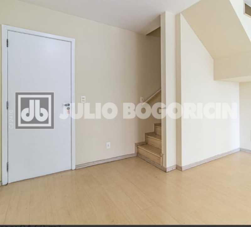 e8f4671a-9836-426a-8da2-8c0545 - 33