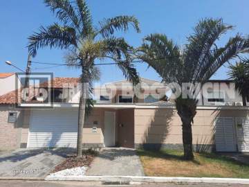Imperdível - Condomínio Vilarejo - Casa Duplex - Residencial - Anil - 4 Quartos; 4 Suítes - Piscina - Churrasqueiras - Ótima localização! - JBJ601716