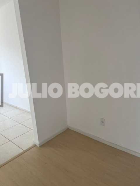 AP 225K R. GOIANINHA 17 - 18