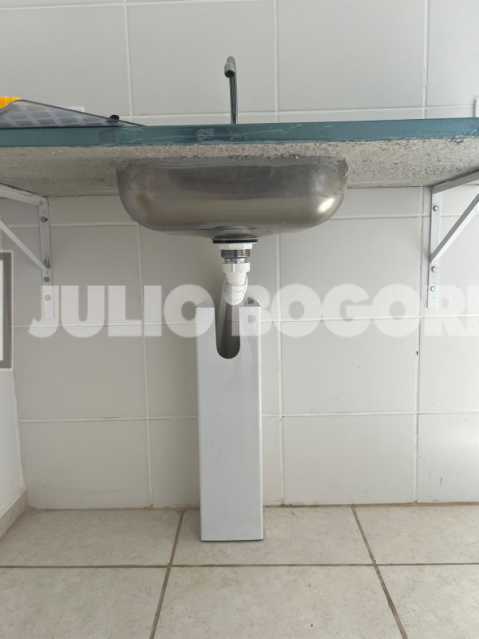AP 225K R. GOIANINHA 19 - 20