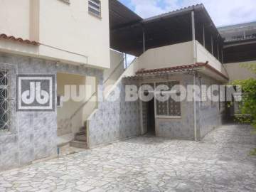 Oportunidade - Julio Bogoricin Terreno Com 3 Casas Independentes 5 Quartos 1 Suíte 8 Vagas 2 Terraços - JBM608120
