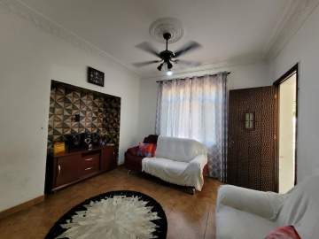casa frente de rua om 7 quartos . 2 vagas próximo ao Méier - JBM608114