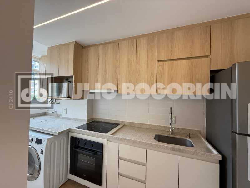 Conheça 6c9fa88d-19e0-4713-8099-5f9db6 do imóvel - Apartamento 2 Quartos ( 1 Suíte ) Varanda Reformado Total Infraestrutura - JBRB214198 - 7 6c9fa88d-19e0-4713-8099-5f9db6 - 7