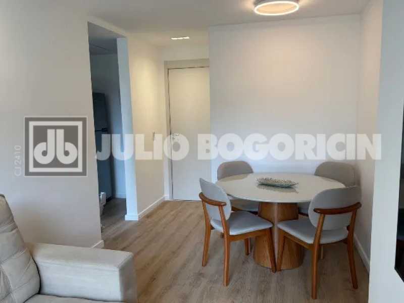 Conheça b89b471f-fc79-408e-914a-c78b5b do imóvel - Apartamento 2 Quartos ( 1 Suíte ) Varanda Reformado Total Infraestrutura - JBRB214198 - 6 b89b471f-fc79-408e-914a-c78b5b - 6