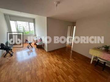 Excelente Imóvel de 03qtos fundos na Paissandu com vaga - JBF37900
