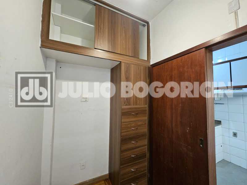 Leopoldo Miguez   -08 - 12