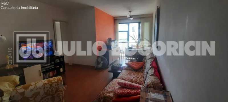 ac12ca69-8545-4946-8275-2e8b11 - 19