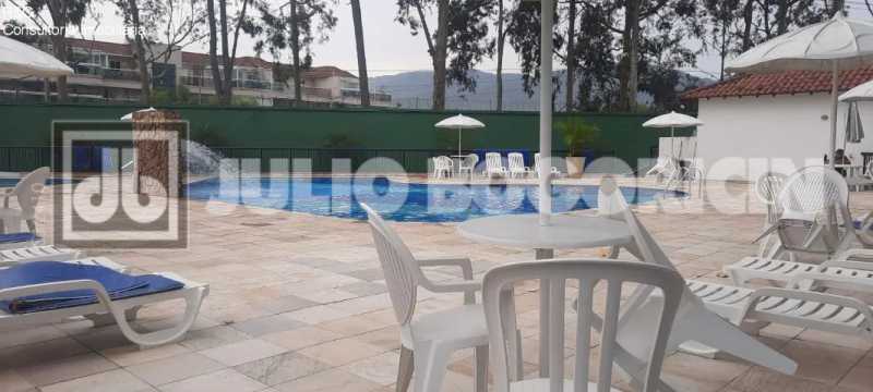 b8e3e041-9132-4a8a-a6c4-a5abcc - 27