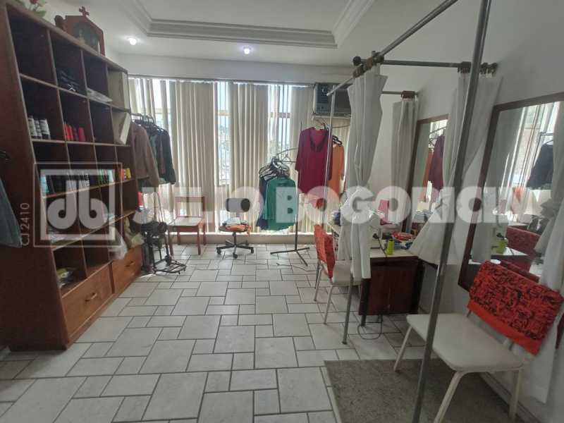 04taua02salascomerciaiscom25me - 4