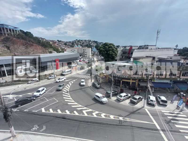14taua02salascomerciaiscom25me - 14