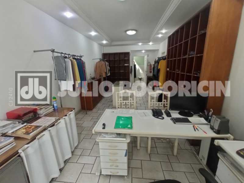 20taua02salascomerciaiscom25me - 20
