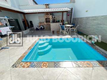 Ilha do Governador - Portuguesa - VENDA - Casa Duplex - 3 Quartos (Suíte) - Varanda - Vaga de Garagem - Julio Bogoricin - JBI61548