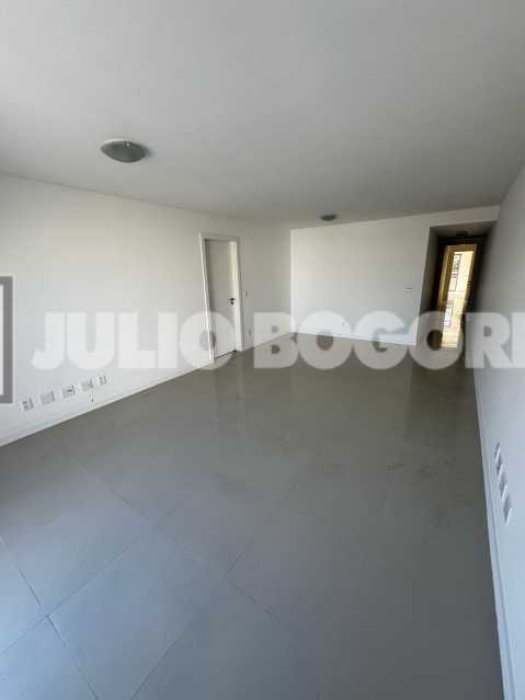 98cd8369-59b2-40ef-9811-529573 - 8