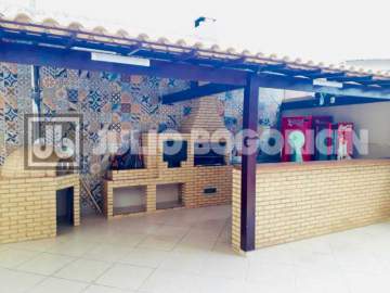 Apartamento : / Residencial / Anil - JBJ36708