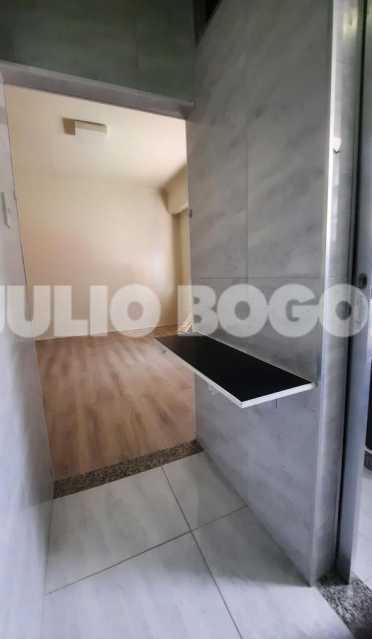 11 APARTAMENTO A VENDA NO CENT - 11