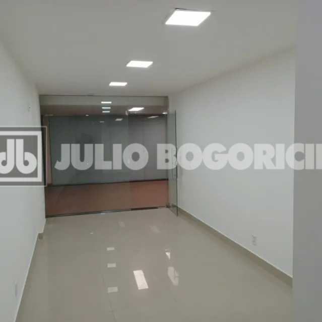 d03abb53-2d33-4205-ba7a-3caf32 - 2