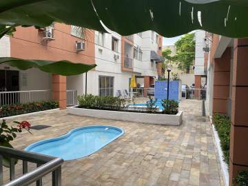 Ótima localização - Apartamento com varanda- 3 quartos-1 suíte- 1 vaga- piscina - JBJ36704