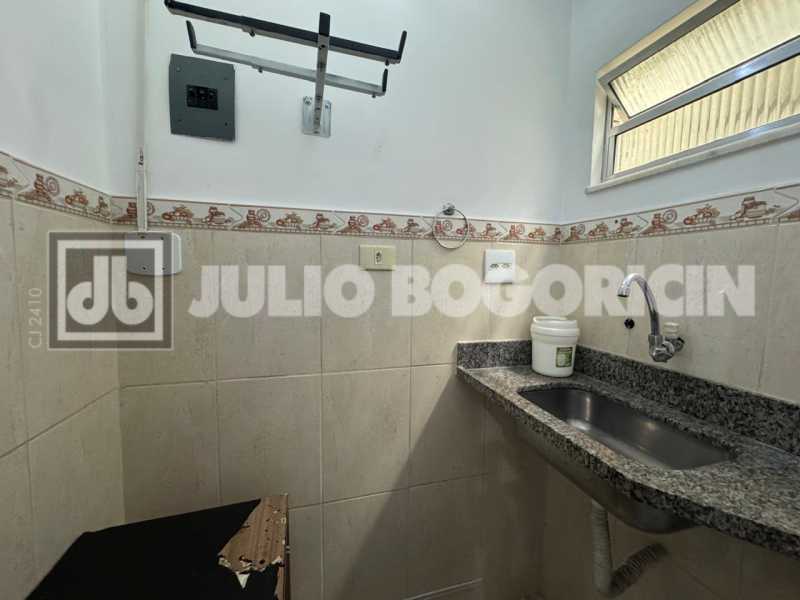15jardimcariosalalacomercialab - 15