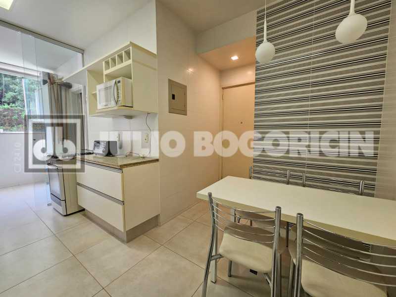 bb4be9b5-4015-47bd-955e-e52070 - 25