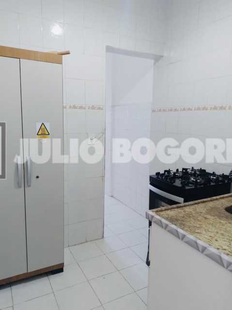 9f00bdcd-1865-4b5b-8fc6-0f6aae - 4