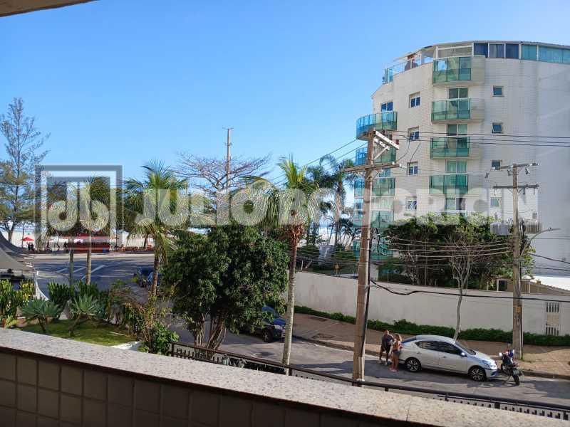 7d0b50e2-599a-48d0-9a4b-2d99f8 - 16