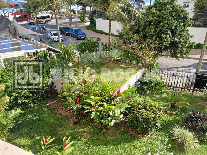 6cafe9bd-5433-4848-889b-cc9fe1 - 19