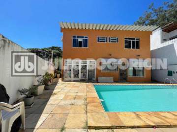 Ilha do Governador - Jardim Guanabara - VENDA - Casa Duplex - 5 quartos (3 Suítes) - Varanda - Dependências - Piscina - Churrasqueira - 3 Vagas de Garagem - Julio Bogoricin - JBI61558