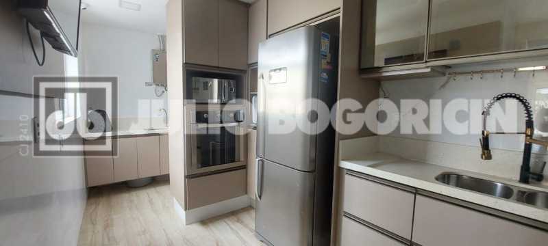 dd093a20-5fb3-47eb-960a-898c3c - 31