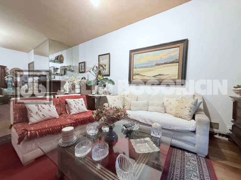 Sala de Estar - 1