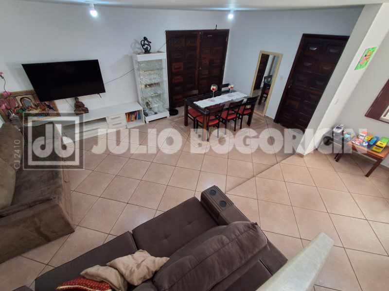007 FOTO 33 - 7