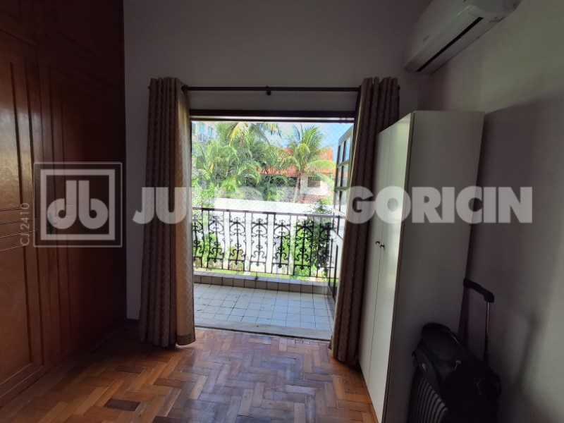 018 FOTO 44 - 18