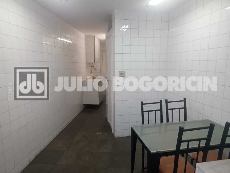 17saladoisquartosarmariobanhei - 17