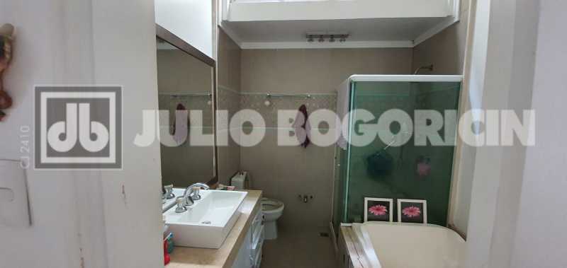 WhatsApp Image 2025-04-28 at 1 - 7
